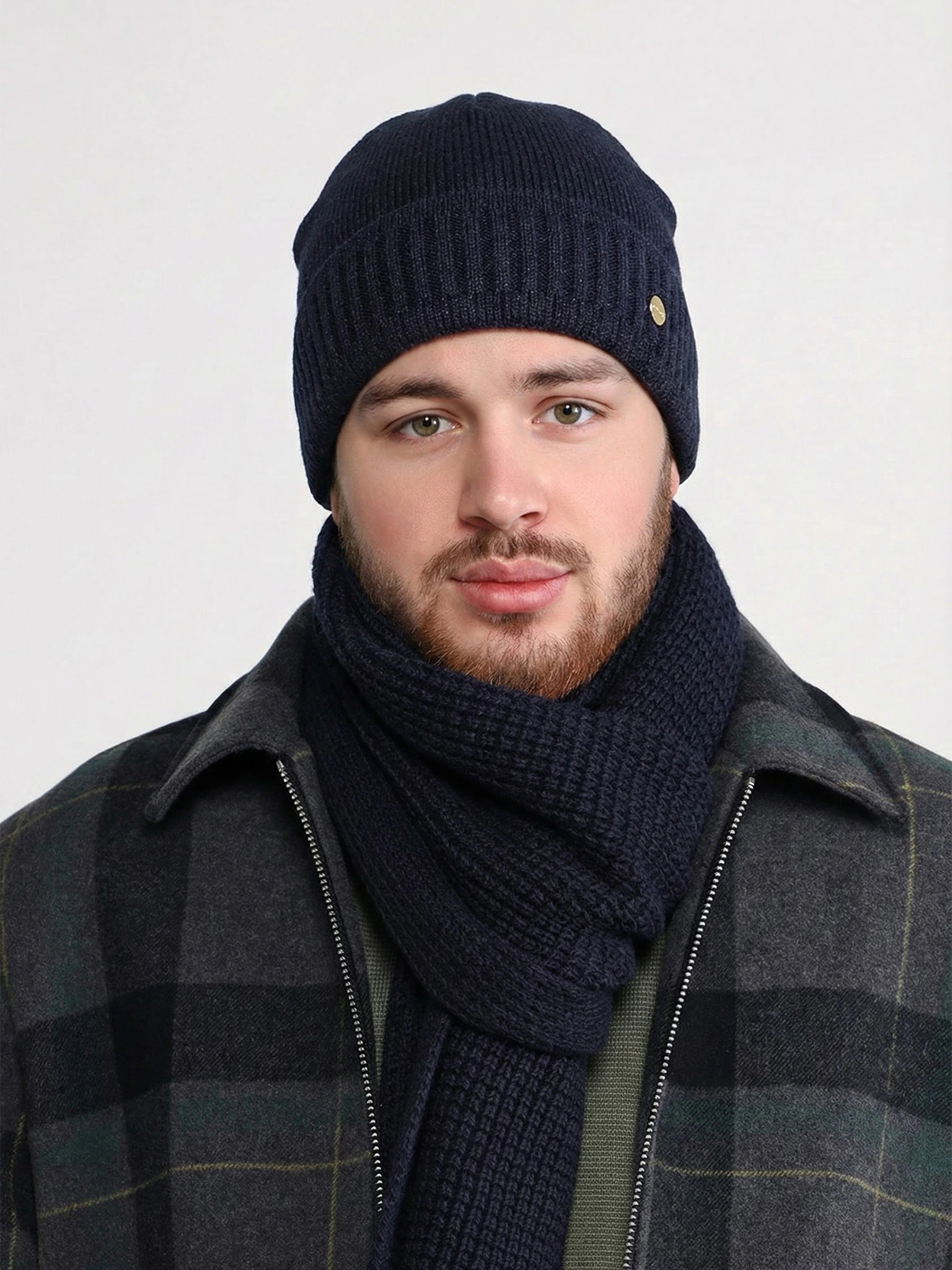 Шапка-бини из смесовой вискозы с отворотом в ассортименте